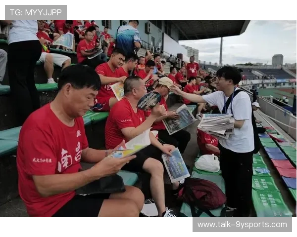 豪门对决引爆联赛焦点新星破门改写争冠格局球迷热议战术变革风云再起